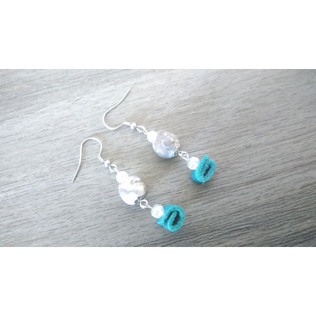 Boucles d'oreilles céramique blanc et cuir turquoise acier inoxydable faïence