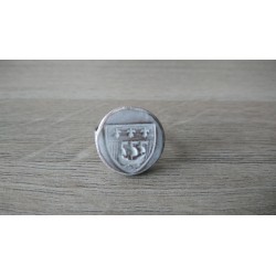 Bague blason faïence grise