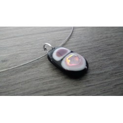 collier de verre fusing noir blanc et rose dichroïc