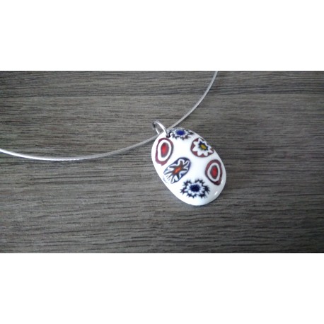 Pendentif de verre fusing millefiori bleu et blanc créatrice bijoux artisanaux vendée