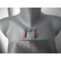 Collier en céramique faïence turquoise et rouge sur acier inoxydable