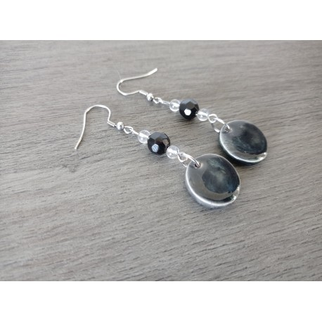 Fancy ceramic earrings round black earth