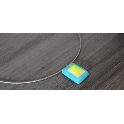 Anised dichroic green pendant with fusing glass reflection, handcrafted vendée creation