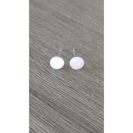 Boucles d'oreilles puce verre fusing blanc