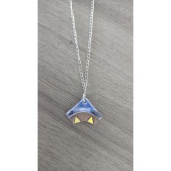 Pendentif jaune en terre noir émaillé