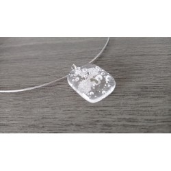 collier de verre fusing et plante fossilisé