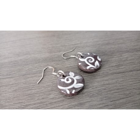 Fancy ceramic earrings round black earth