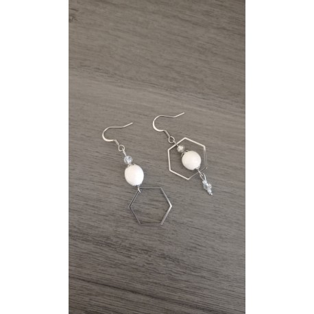 Boucles d'oreilles géométriques céramique blanches