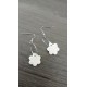 Boucles d'oreilles céramique, créoles blanc et fleurs