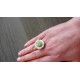 Ring green and white earthenware flower