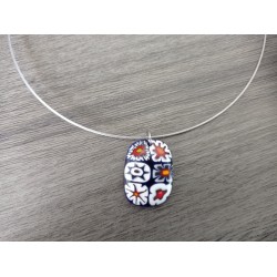 Pendentif pour femme en verre fusing millefiori coloris bleu foncé créatrice bijoux artisanaux vendée