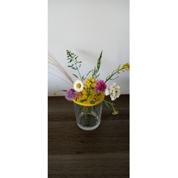 Pique fleurs pour pot en verre. Création artisanale en faïence émaillé jaune