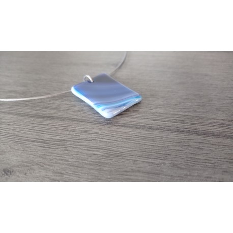 Pendentif collier verre fusing bleu rayé créatrice vendée