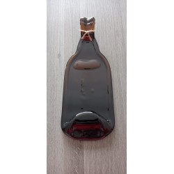Plat en bouteille de verre fondue surcyclé marron