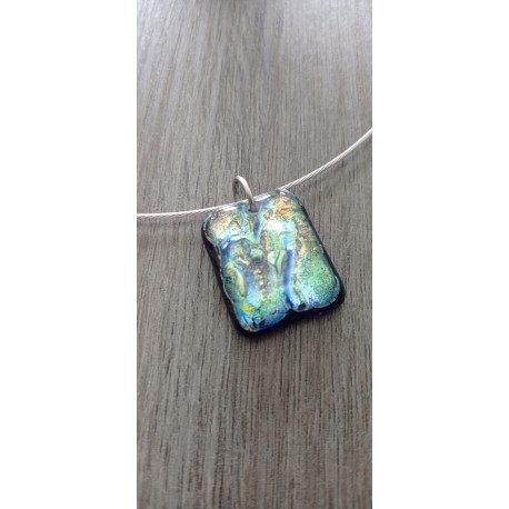 Black pendant dichroic effect in fusing glass craft creation vendée