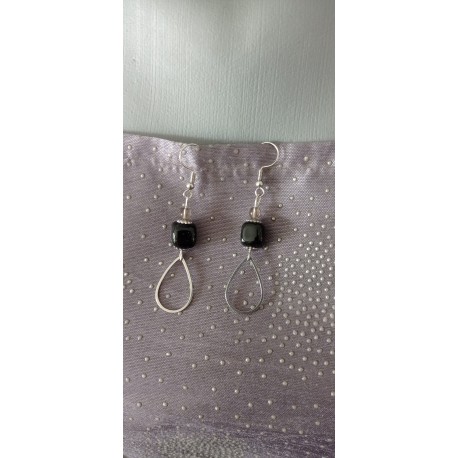 Boucles d'oreilles asymétriques céramique noir