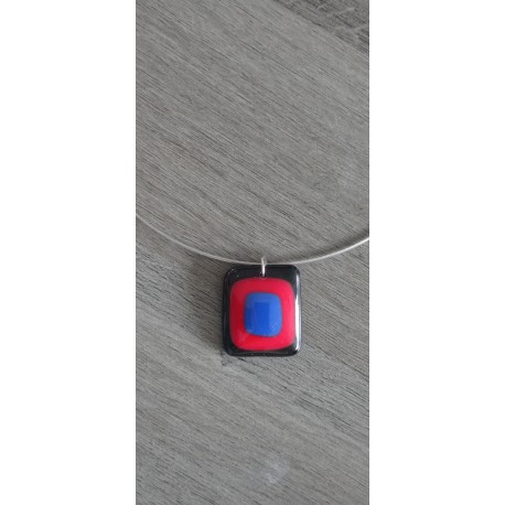 collier de verre fusing noir bleu et rouge