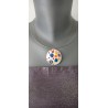 Pendentif artisanal en céramique multicolore